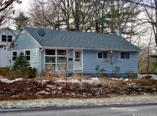 62 Henry W Dubois Dr, New Paltz, NY 12561