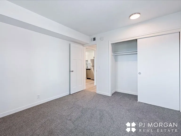 Fernshire Apartments — Photo 45