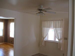 5th image of 501 N Elizabeth