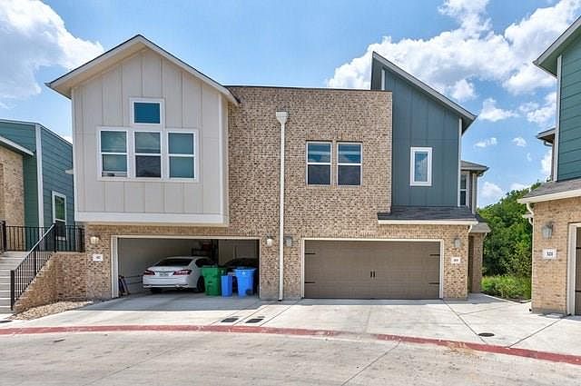 1st image of 319 Bridgeford Dr