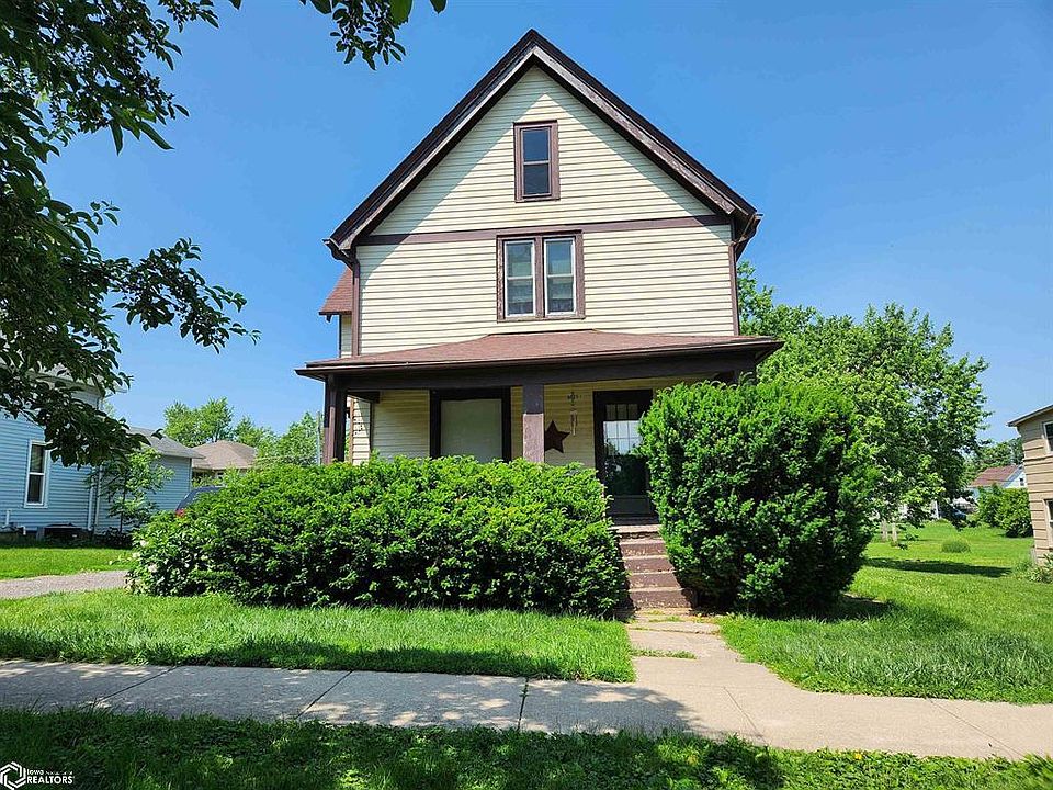 615 High St, Grinnell, IA 50112 Zillow