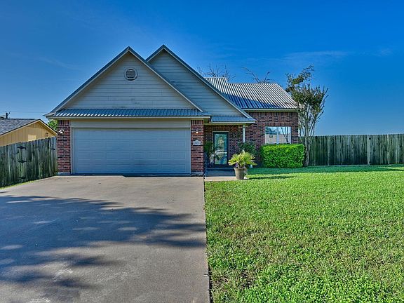 2nd image of 1200 Cheyenne Dr