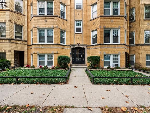 3rd image of 5428 N Campbell Ave #1N