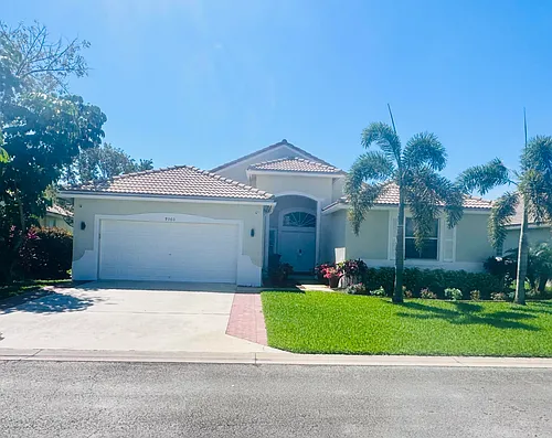 9360 Cove Point Cir Photo 1