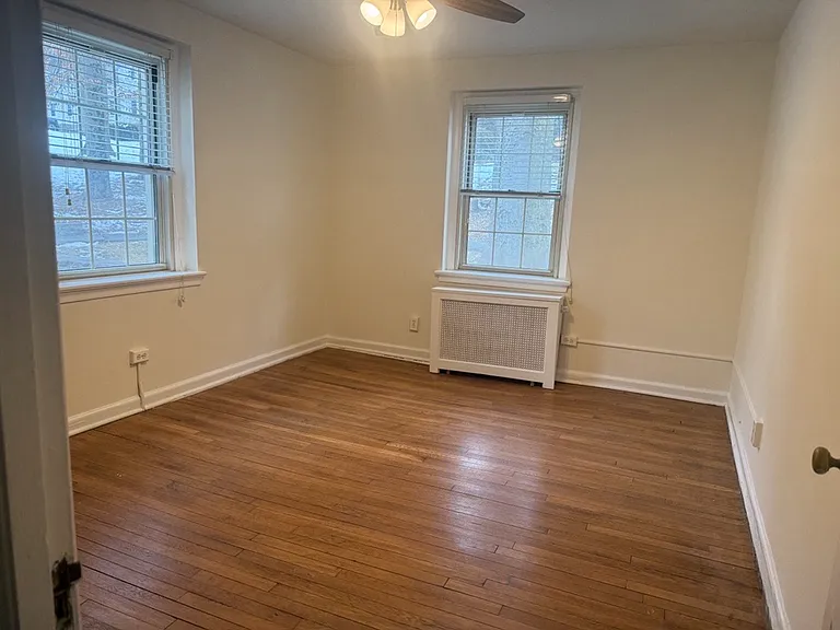Jericho Manor Apartments — Photo 71