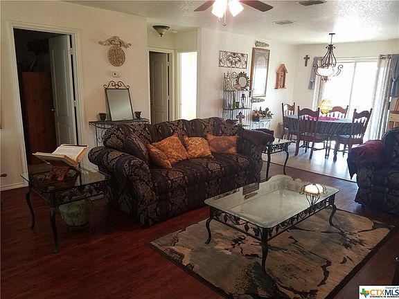 2nd image of 661 Crosspoint Dr