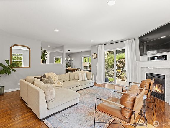 5th image of 17529 14th Drive SE