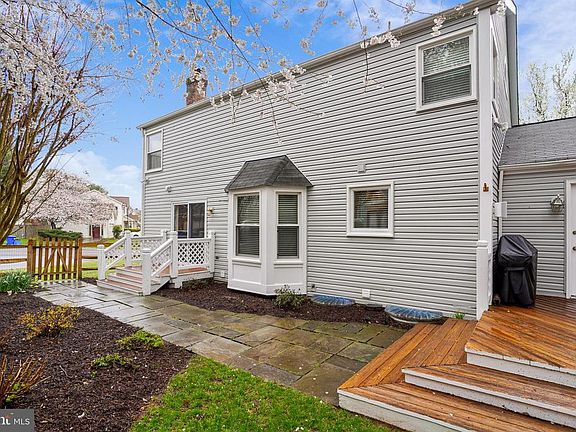 3rd image of 20300 Watkins Meadow Dr