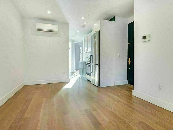 2nd image of 473 Park Pl #4AA