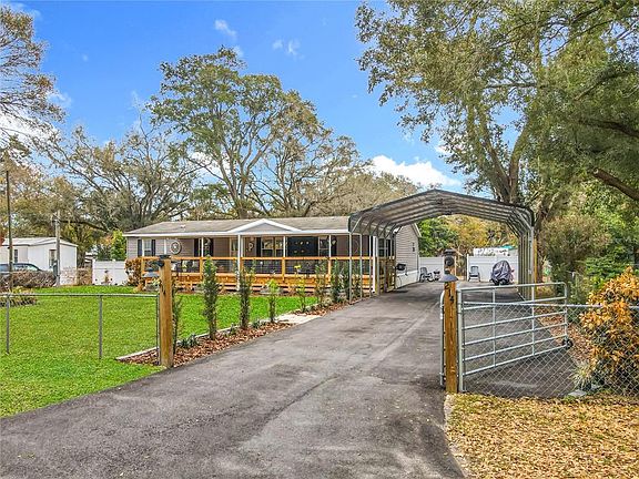 2nd image of 214 Grove Ridge Dr