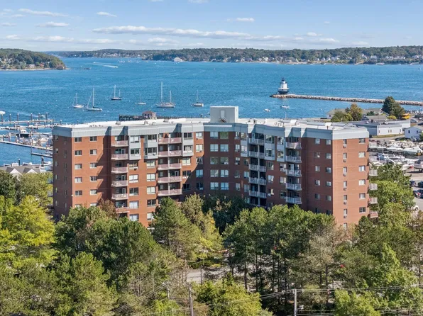 148 Breakwater Drive #811, South Portland, ME 04106