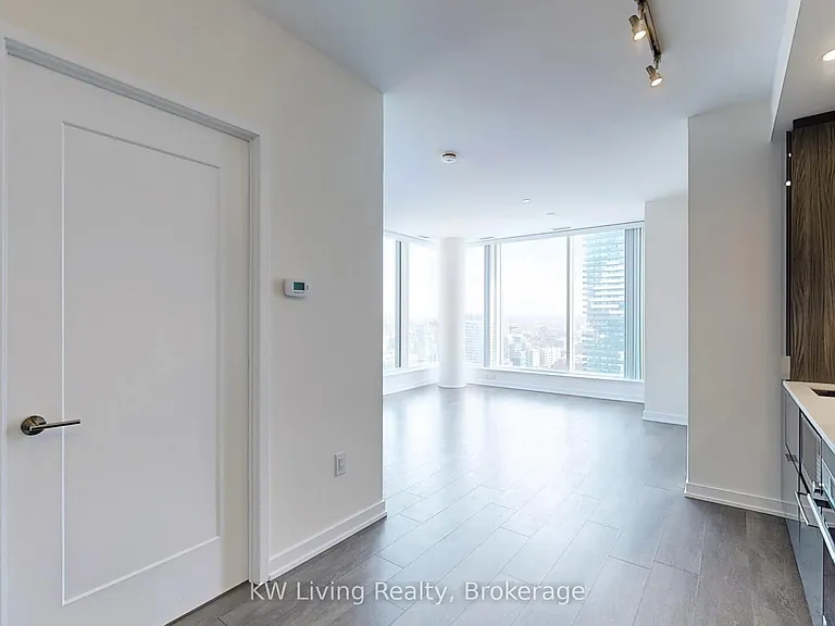 28 Freeland St #1907 — Photo 15