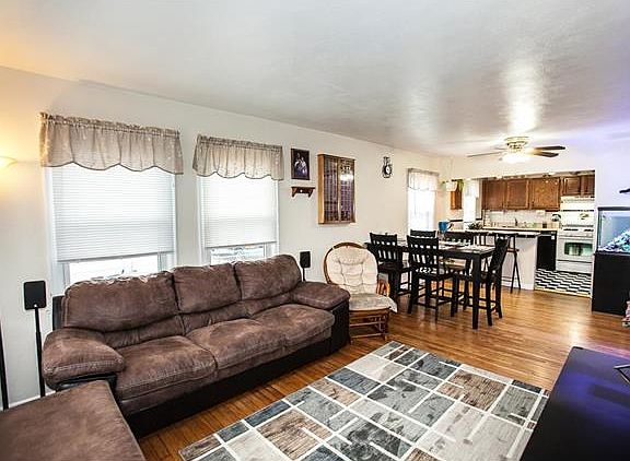 4th image of 4342 Garden Park Ct