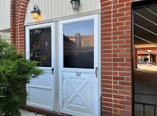 737 Chestnut St, Cedarhurst, NY 11516