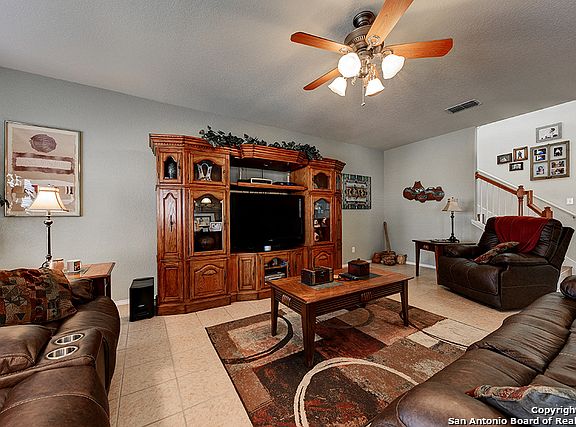 4th image of 3608 Woodlawn Farms