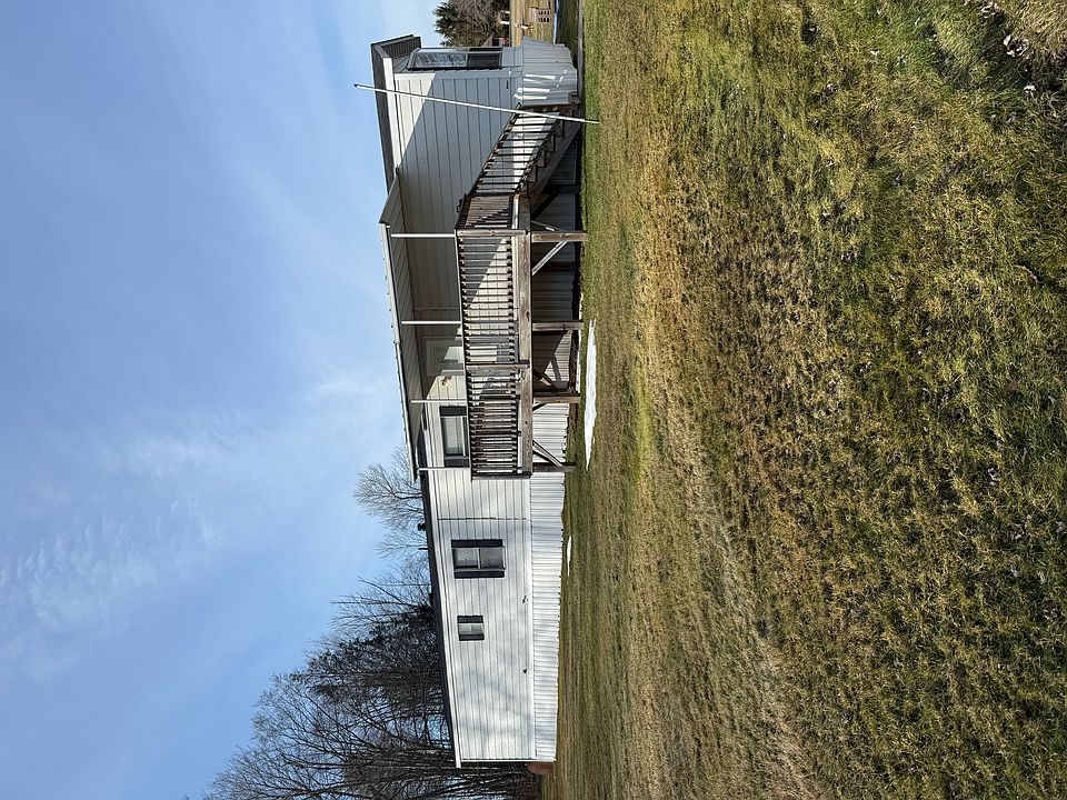 1st image of 14 Clifton Manor Dr