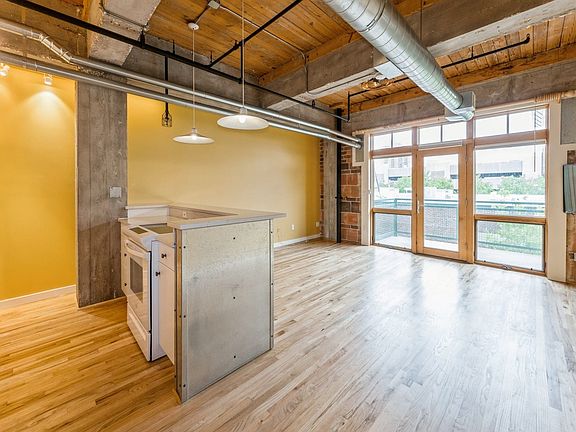 4th image of 100 Market St Unit 222