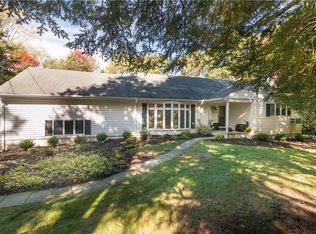 11 High Point Cir, Chappaqua, NY 10514