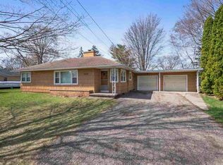 3210 Hoyer Rd, Jackson, MI 49201