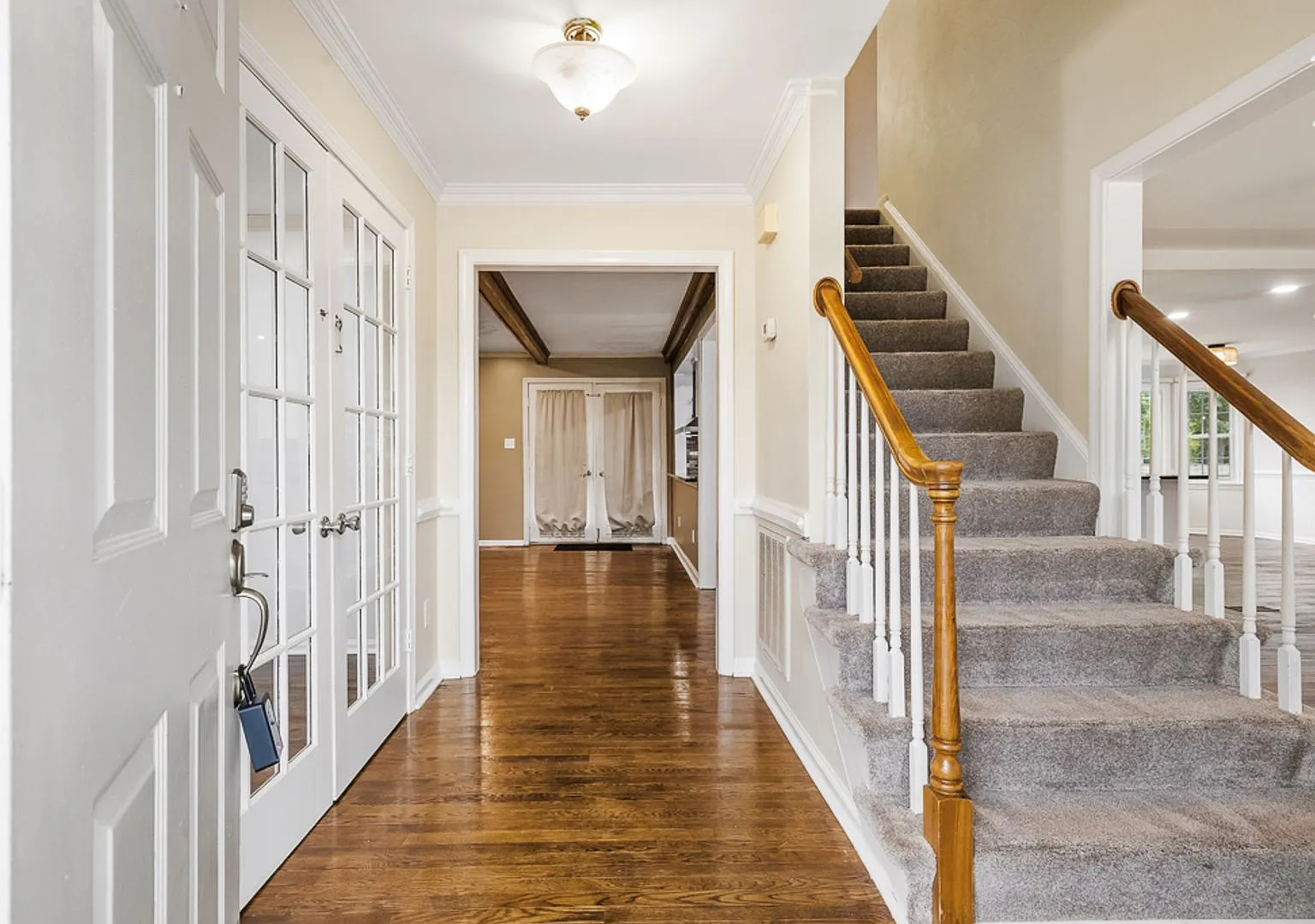 Come see this warm and welcoming 5 bedroom, 3 full bath home with 2,718 sq. ft. and beautiful har... — Photo 4