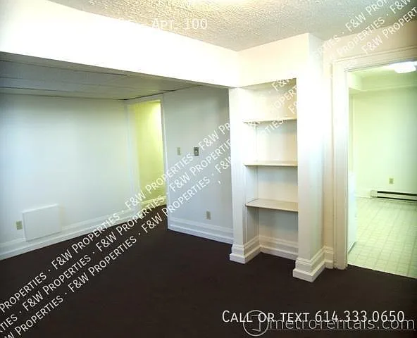 1544 E Broad St #100 — Photo 2