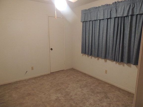 5th image of 918 Westwood Dr