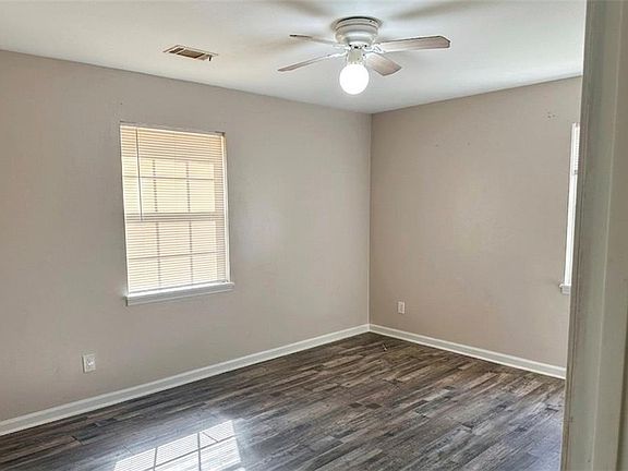 5th image of 4542 Candlestick Ln