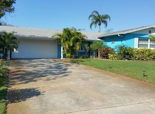 13563 87th Ave, Seminole, FL 33776