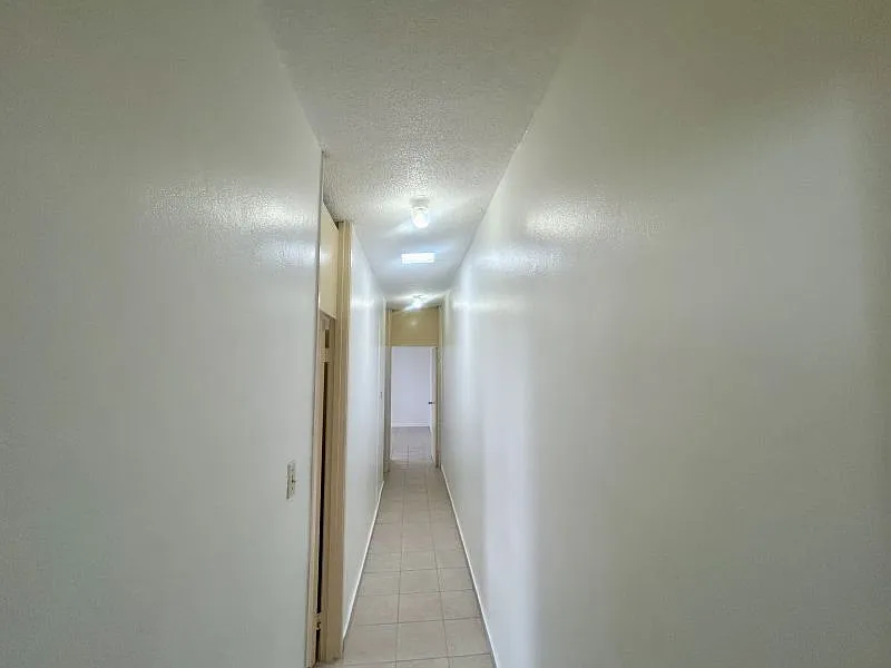 2 bed, 1.0 bath, $1,100 — Photo 4