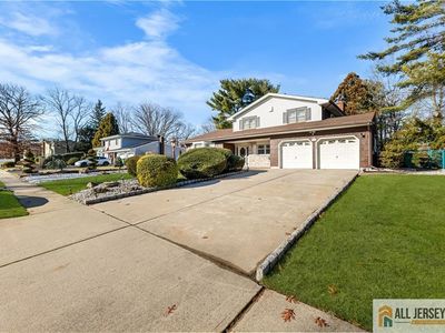 32 Fielek Ter, Parlin, NJ, 08859