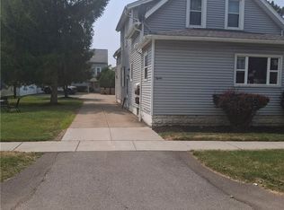 80 Meadow Pl, Cheektowaga, NY 14225