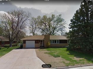 2212 Roanoke Rd, Dodge City, KS 67801