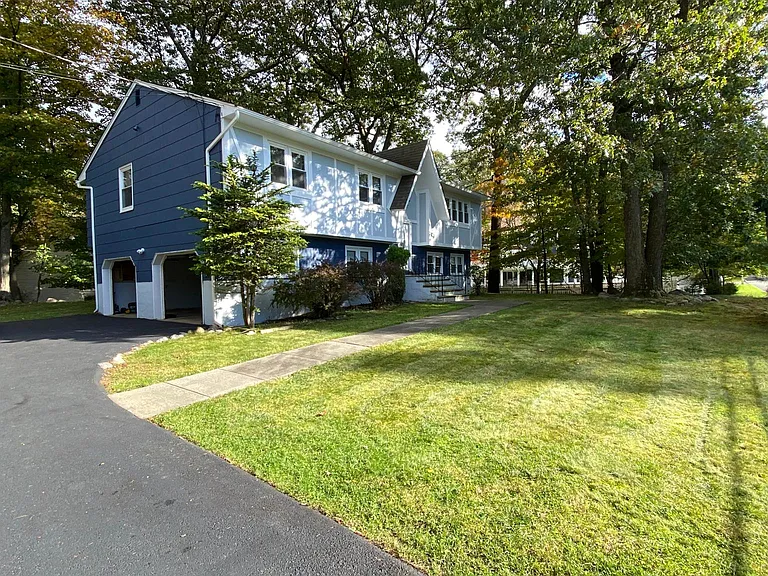 25 Cottage Pl — Photo 29