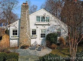 3611 Norton Pl NW, Washington, DC 20016
