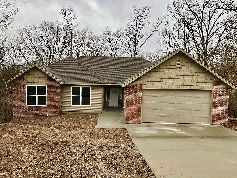 1st image of 44 Headley Dr