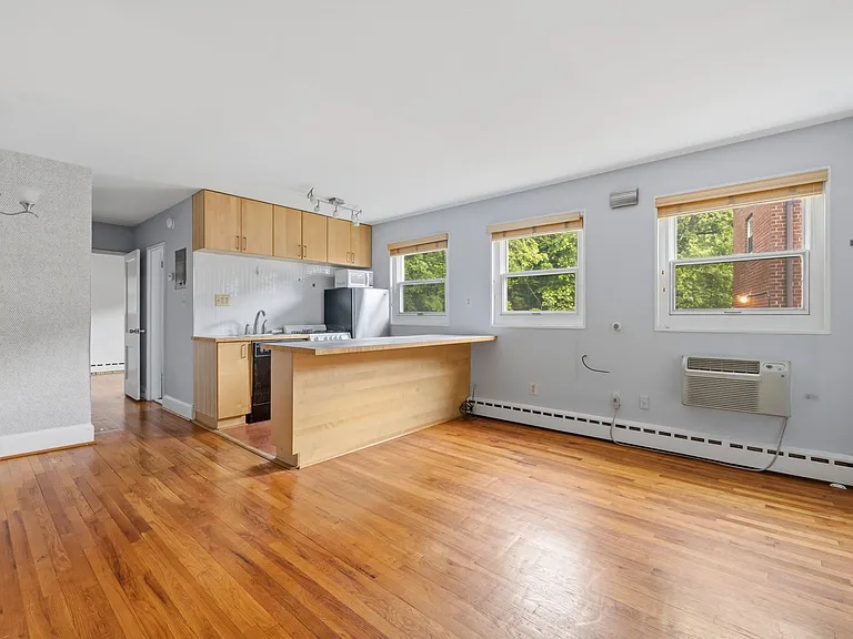 4595 Macarthur Blvd NW #4 — Photo 4