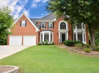 925 Ladbroke Ln, Alpharetta, GA 30022