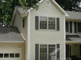 3 McBee Chapel Rd, Mauldin, SC 29662