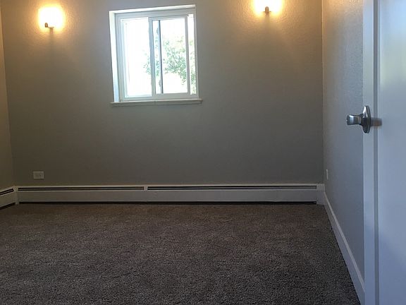 2nd image of 836 N Dexter St APT 303