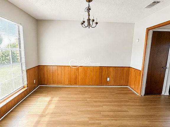 4th image of 1808 Edgefield St