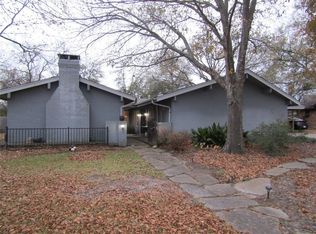 160 Royal Ln, Commerce, TX 75428