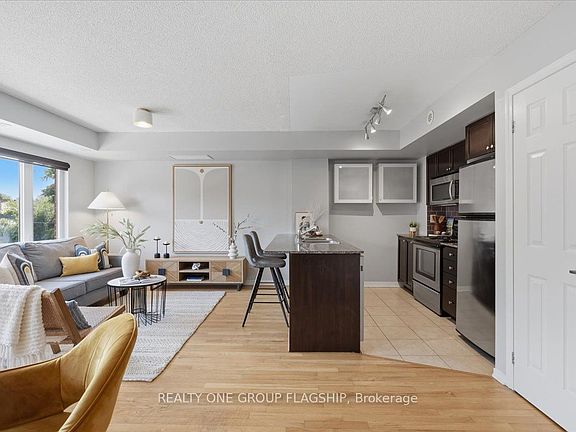 4th image of 1 Ruttan St #201