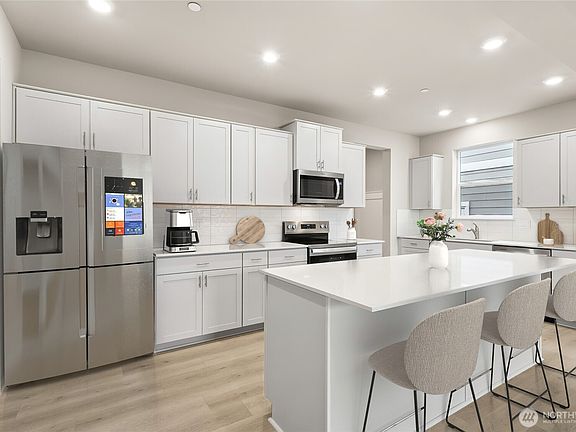 2nd image of 14902 203rd Avenue E #682