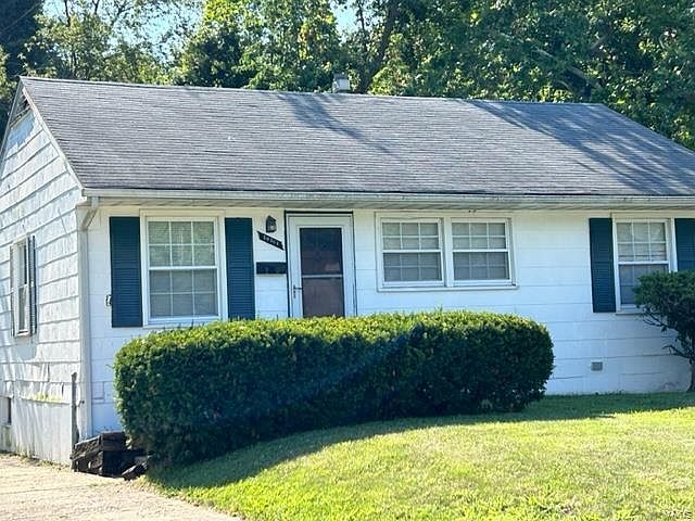 1st image of 10304 Ross Cir