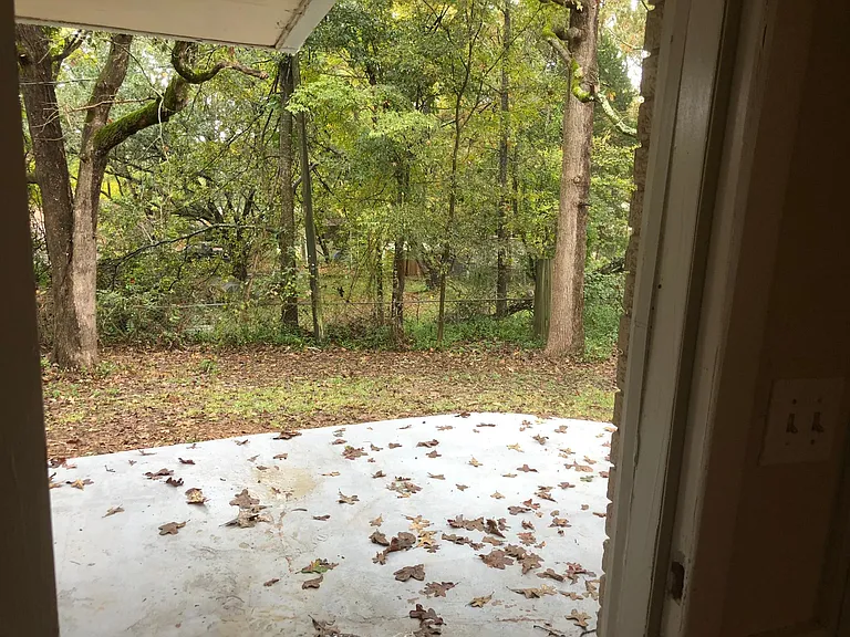 806 Franklin Dr — Photo 17