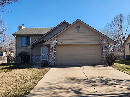 2303 N Parkridge Ct Photo 1
