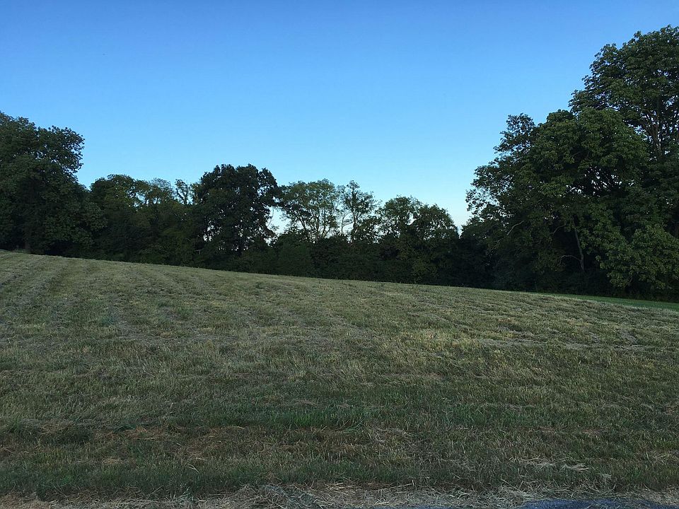 2nd image of 12 Rivercrest Ests #12