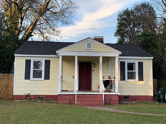 3rd image of 244 Meadowdale Dr