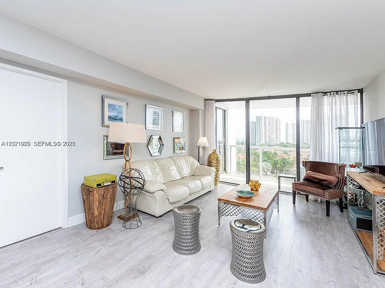 3701 N Country Club Dr #1002 — Photo 6