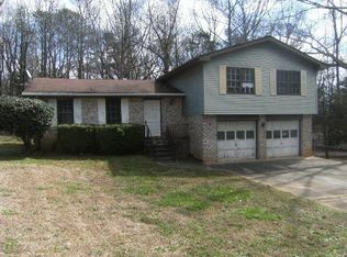 542 Field Glen Ct, Stone Mountain, GA 30087